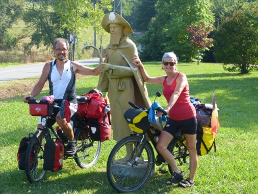 Herman en Mireille op weg naar Santiago